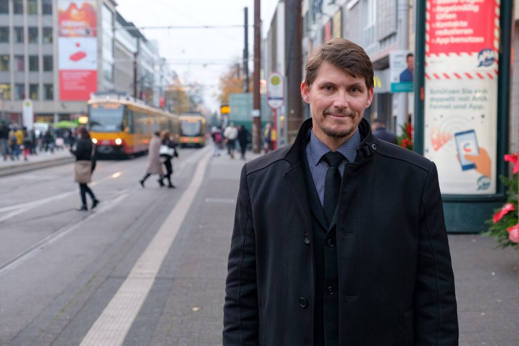 Paul Schmidt am Europaplatz in Karlsruhe