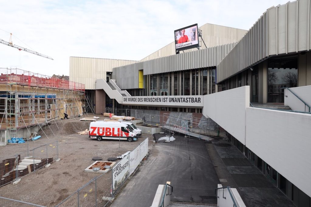 Baustelle am Badischen Staatstheater in Karlsruhe