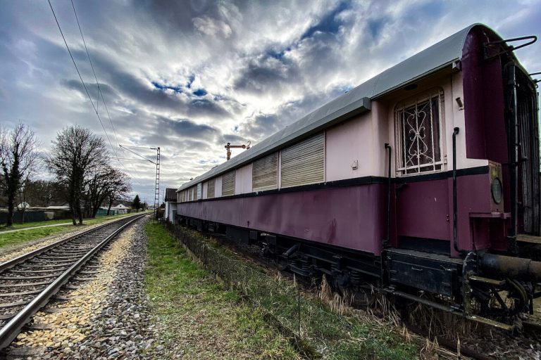 Eisenbahn-Waggon Deurers Rintheimer Bahnhöfle