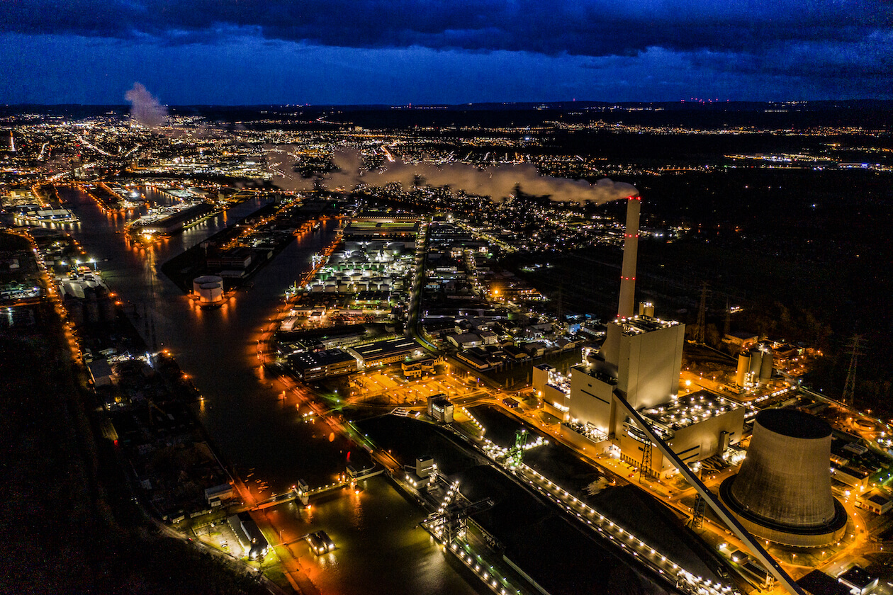 Rheinhafen Karlsruhe bei Nacht