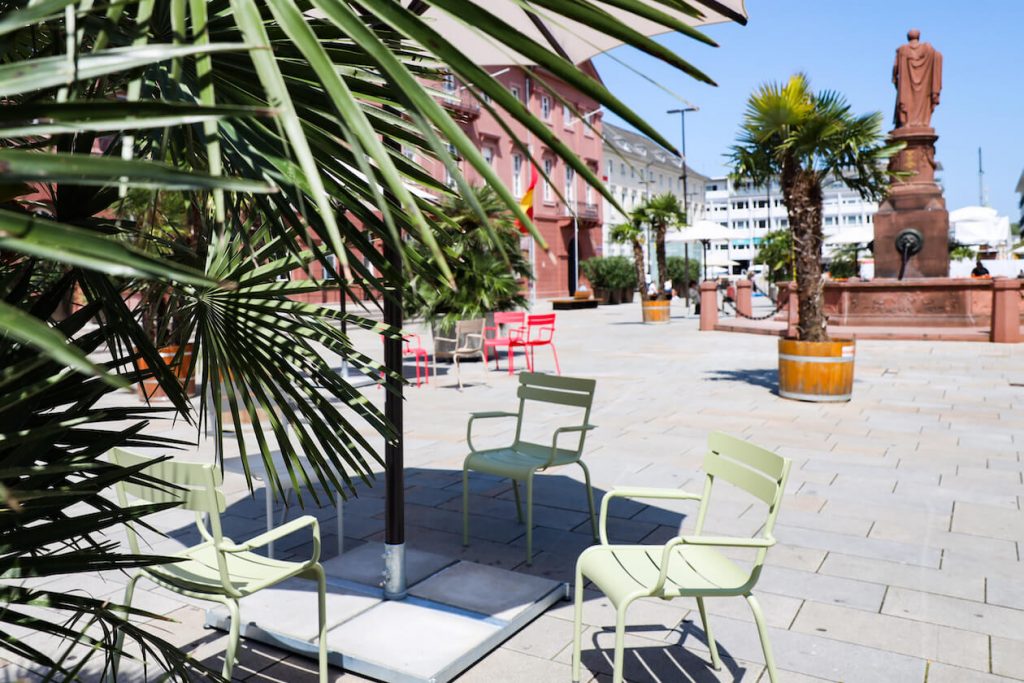 Neue Bestuhlung Marktplatz Karlsruhe