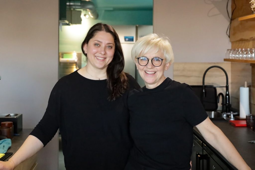 Mahbuba Ahadyar und Svetlana Kuznetsova