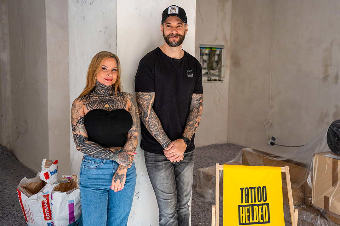 Auf Baustellen-Besuch bei Shopmanagerin Stefanie Larsen und Inhaber Thilo Dittinger © Amelie Vogel