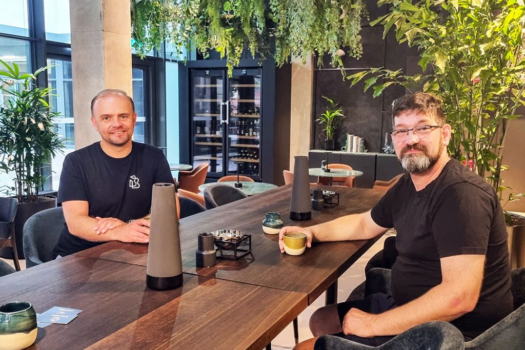 Anatol Wins und Oliver Herberger führen die Brunchbar in Karlsruhe (Foto: Elisa Reznicek)