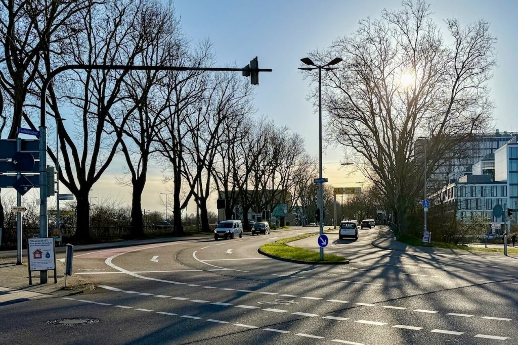 Einfahrt Fautenbruchstraße (Ecke Ettlinger Straße) in Karlsruhe