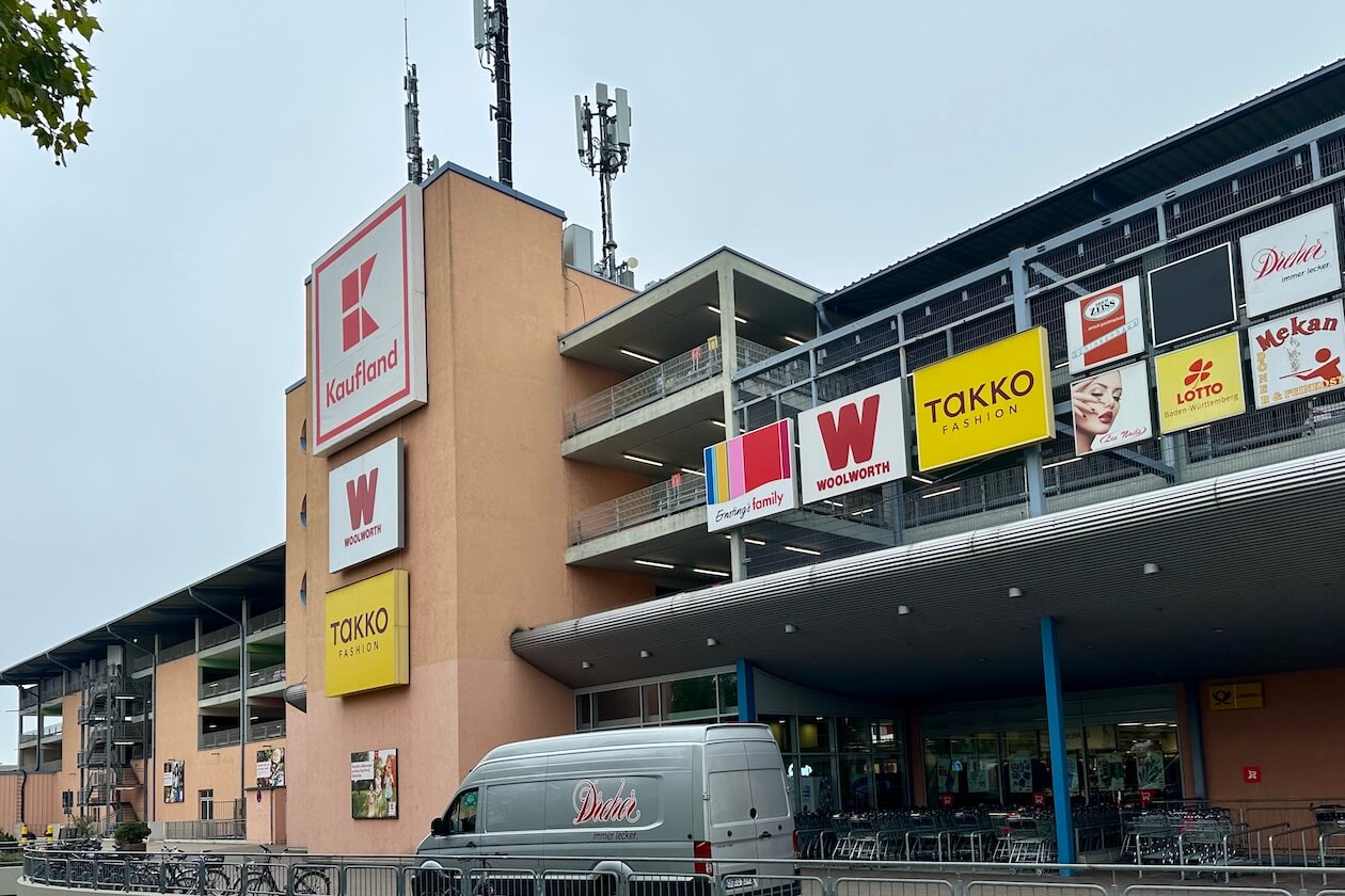 Eingang Kaufland Grünwinkel Karlsruhe