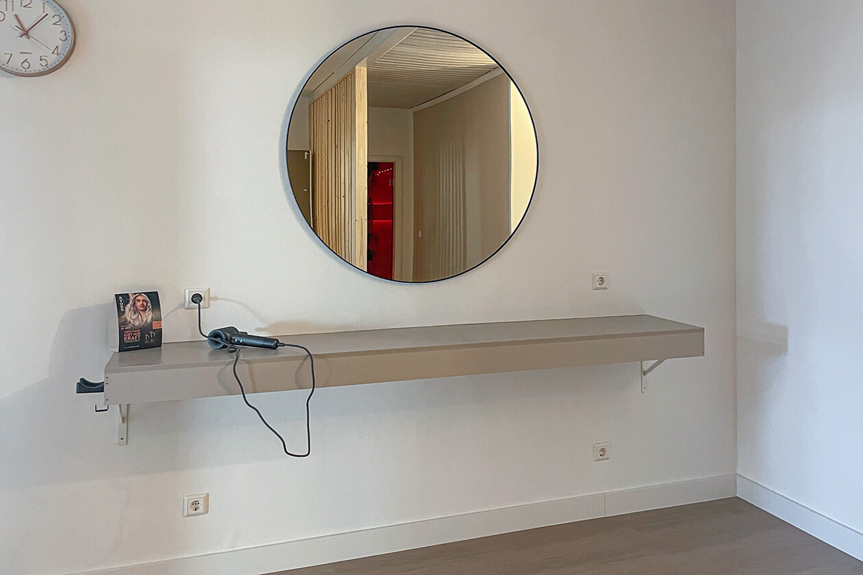 Amena Lady Fitness Studio Schminkbereich Karlsruhe