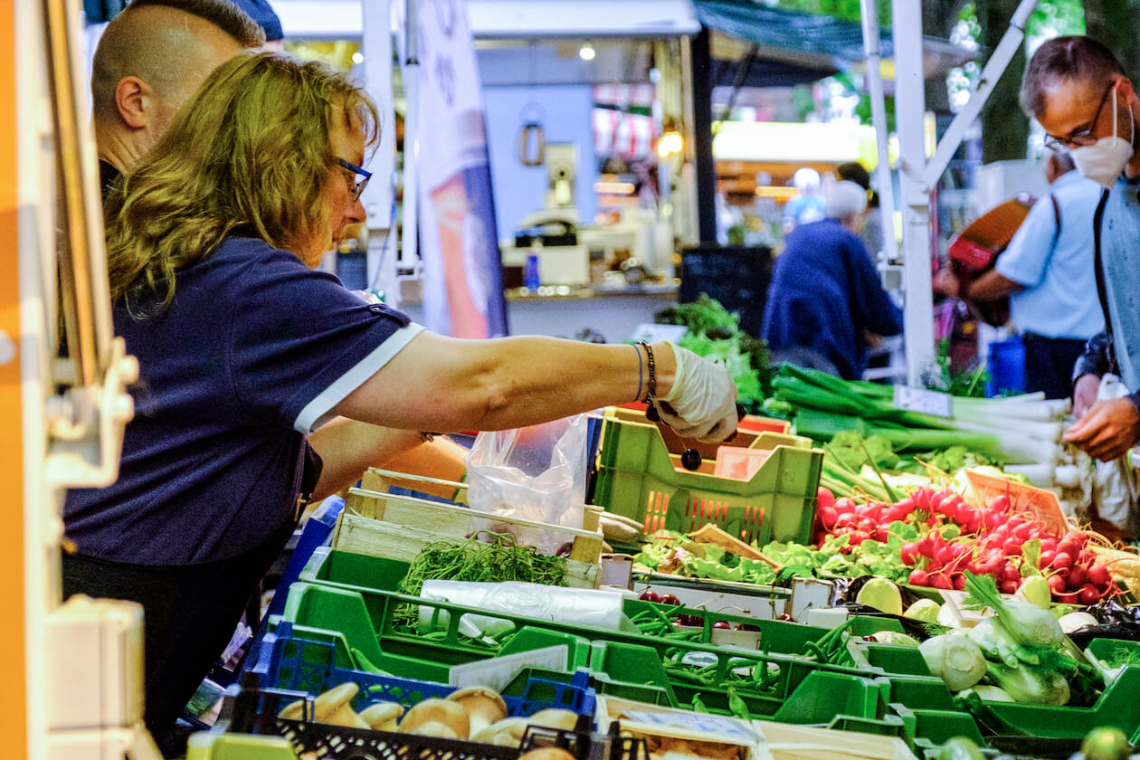 Gemüsestand Stiny Wochenmarkt Werderplatz