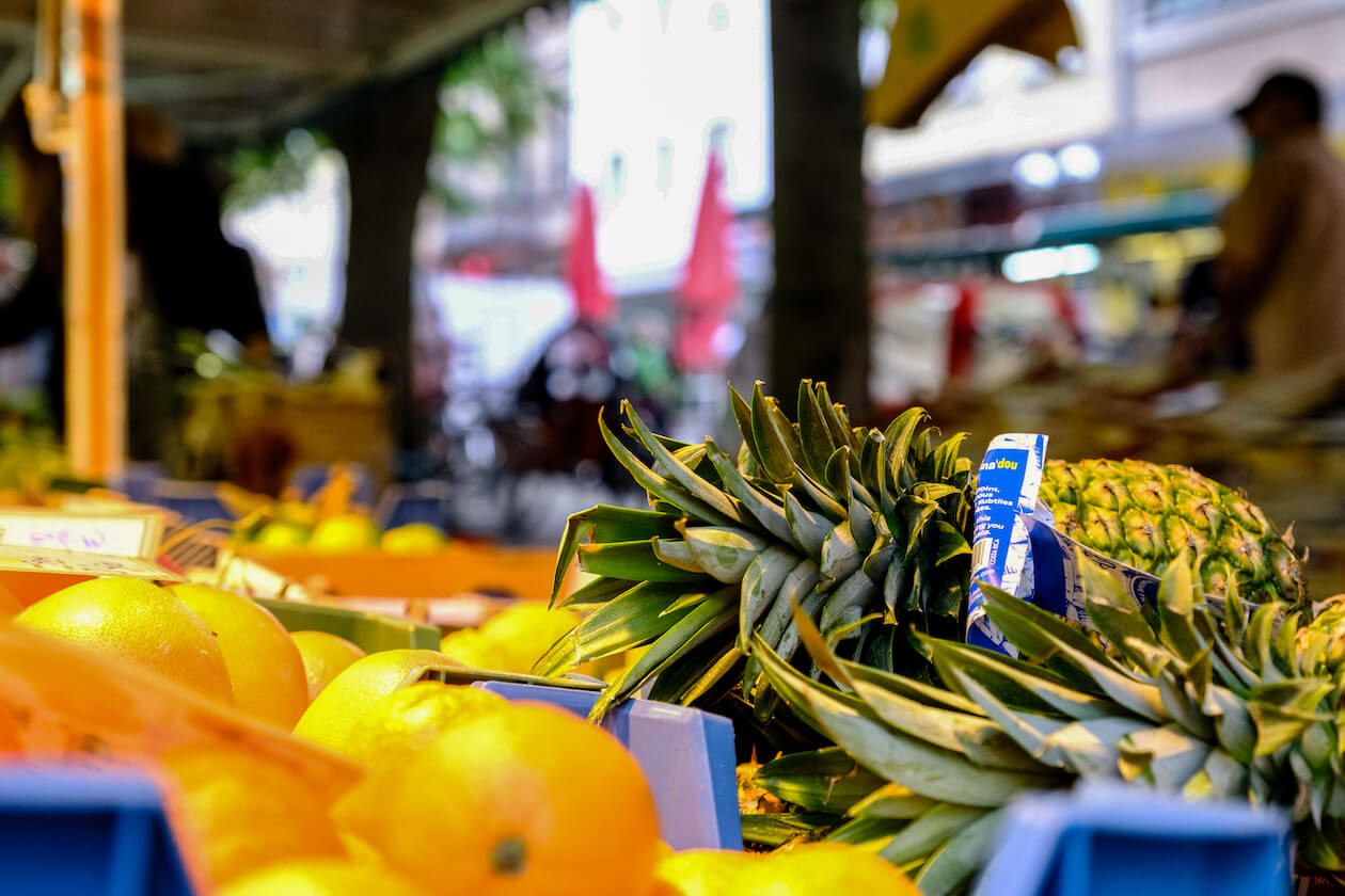 Obst-Stand Wochenmarkt Werderplatz