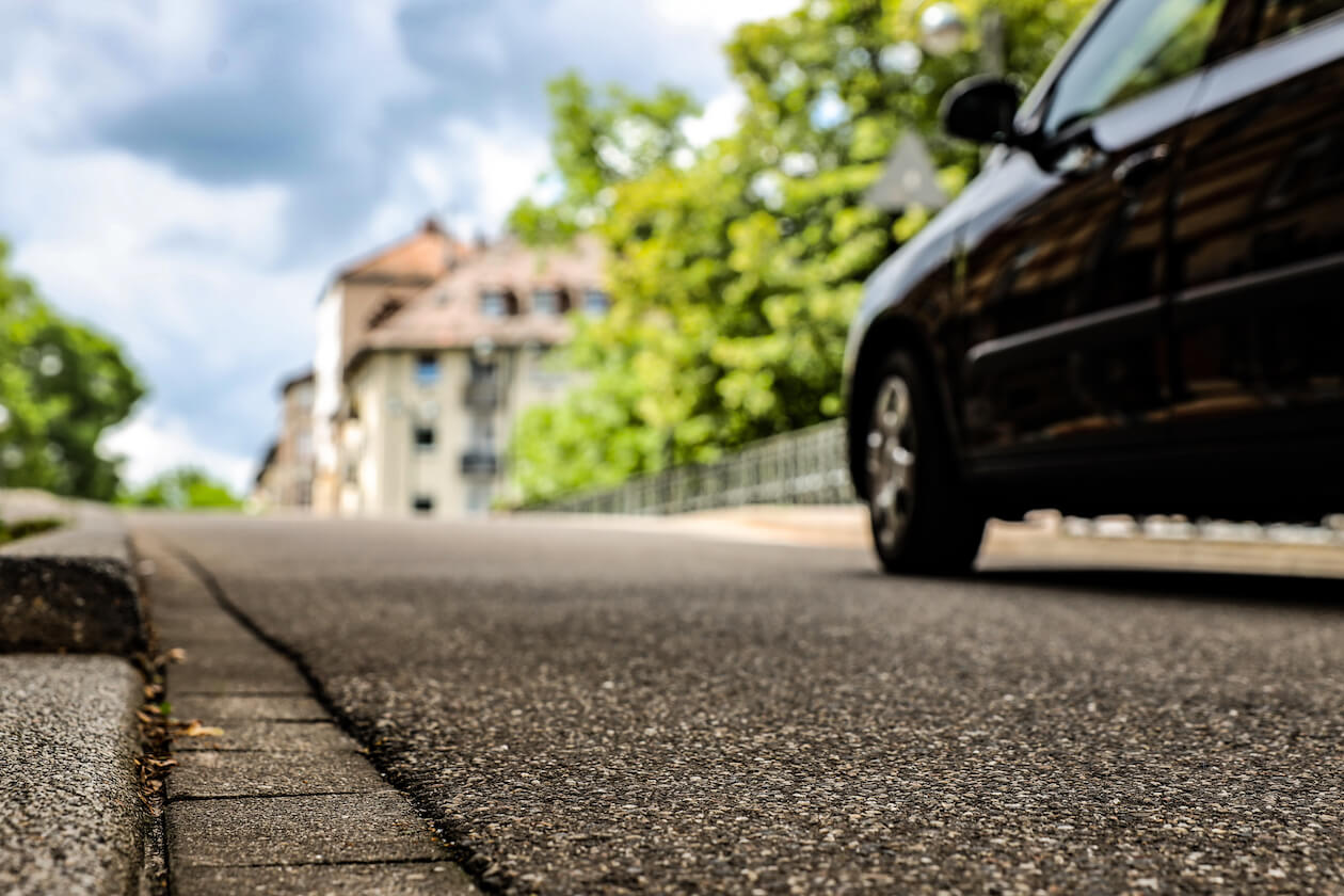 Auto am Hirschbuckel Hirschbrücke Südweststadt Karlsruhe
