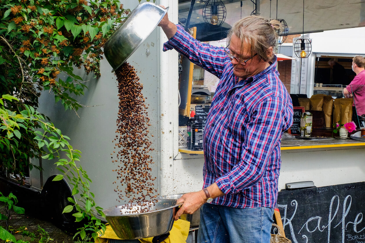 Café Bar Alsacien Wochenmarkt Neureut