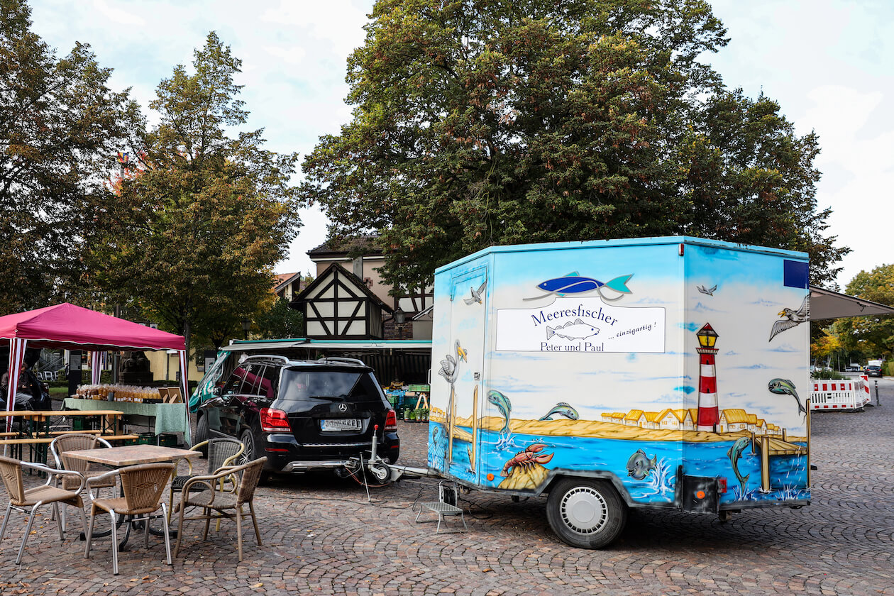 Fisch-Stand Wochenmarkt Grötzingen