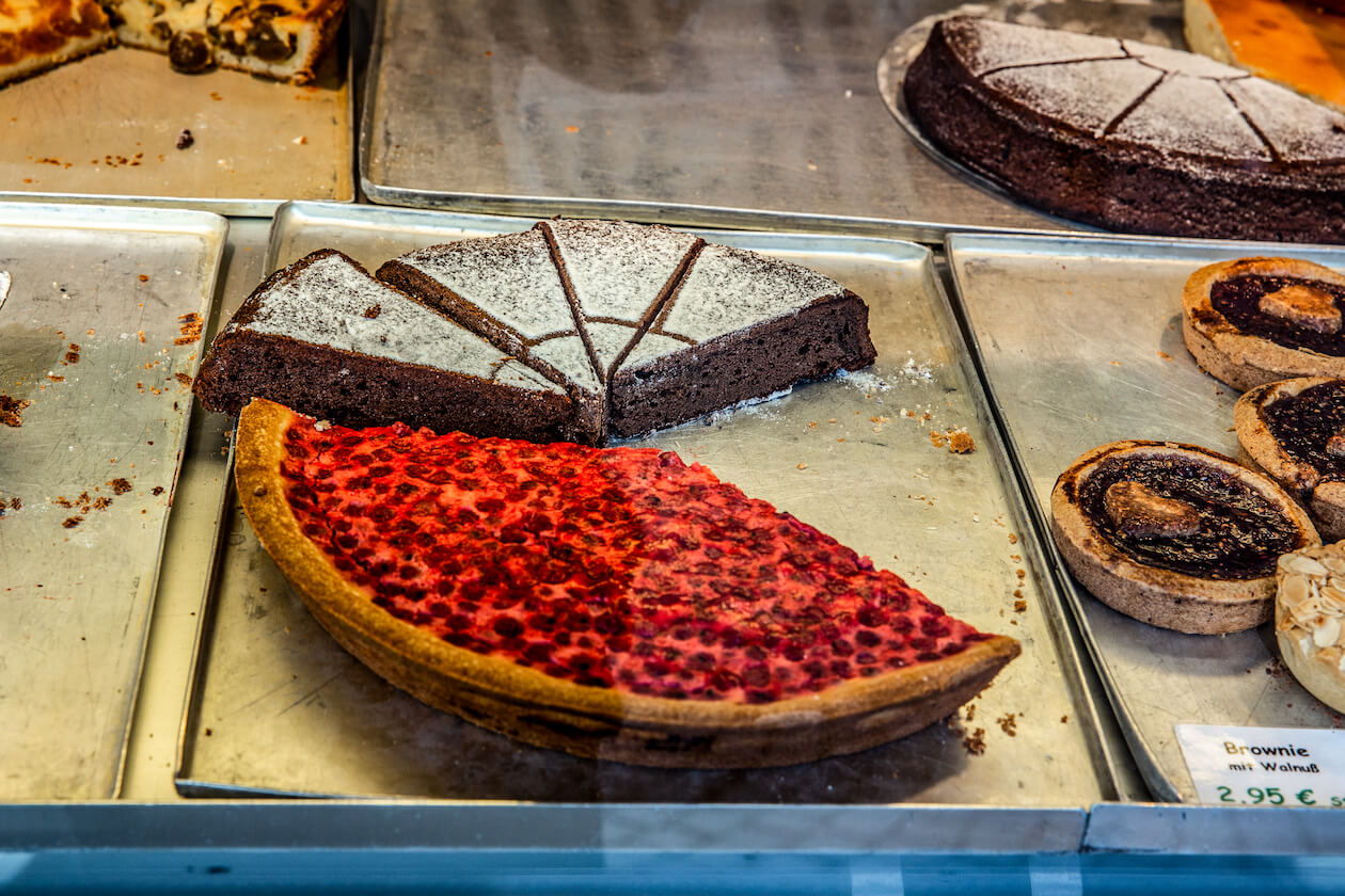 Kuchen La Minzbrueck Wochenmarkt Kronenplatz