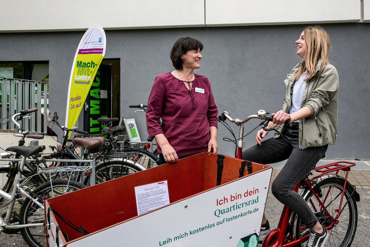 Monika Scheytt und Franziska Sedlaczek Mitmachladen Waldstadt Karlsruhe