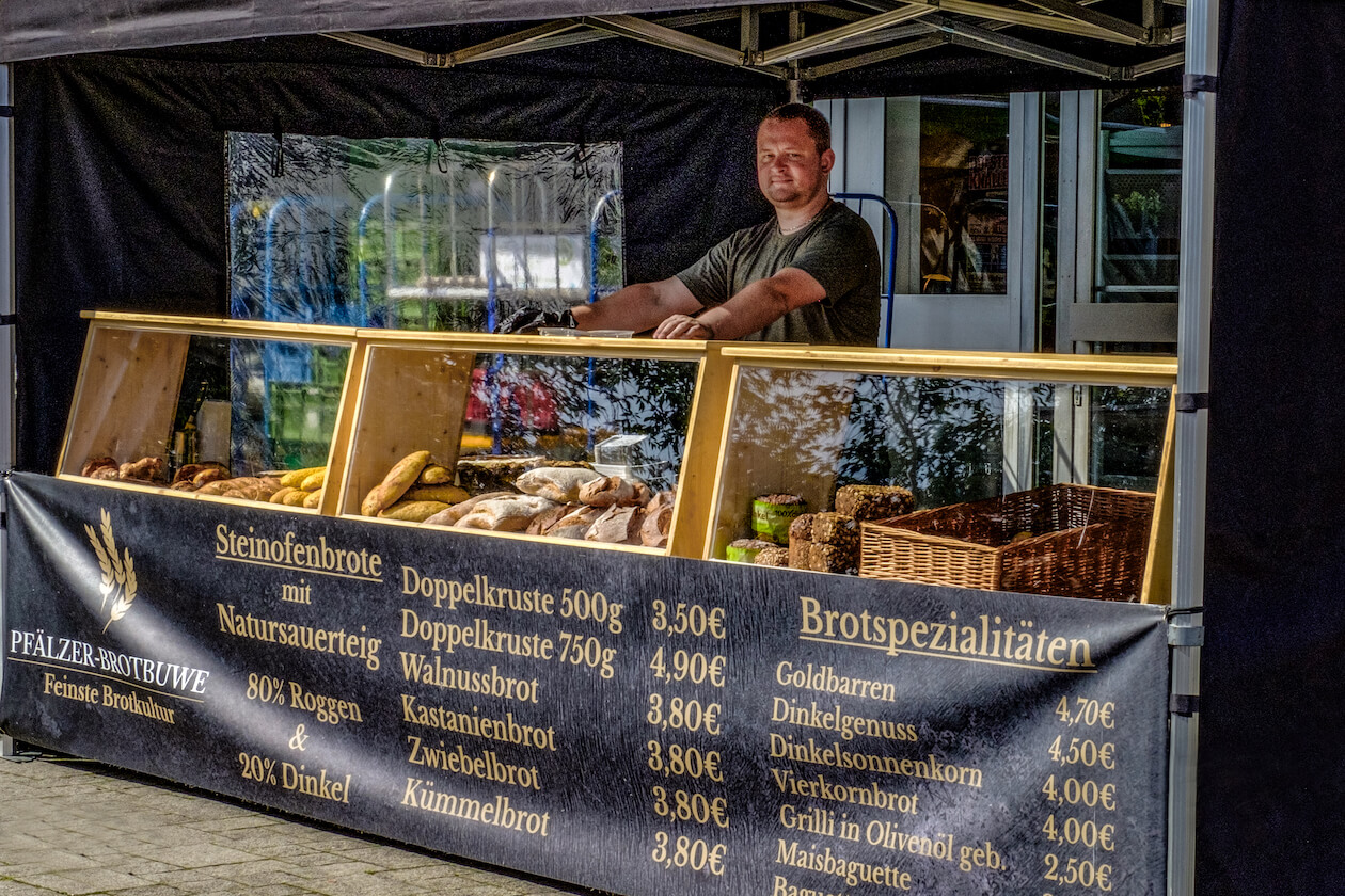 Pfälzer Brotbuwe Wochenmarkt Knielingen