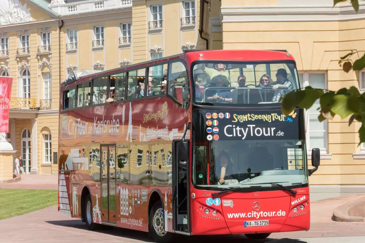 Hop-on-Hop-off-Bus Schloss Karlsruhe