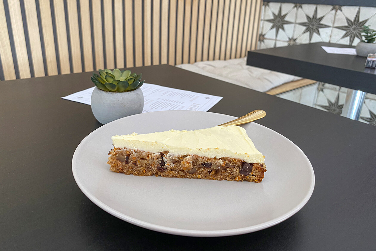 Karottenkuchen Café Mor Karlsruhe